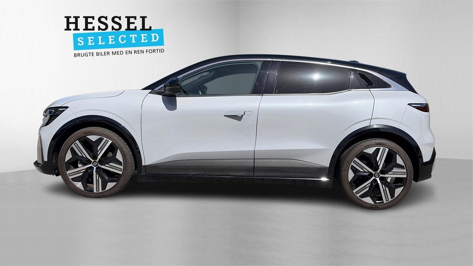 Grå Renault Megane E-Tech fra 2022