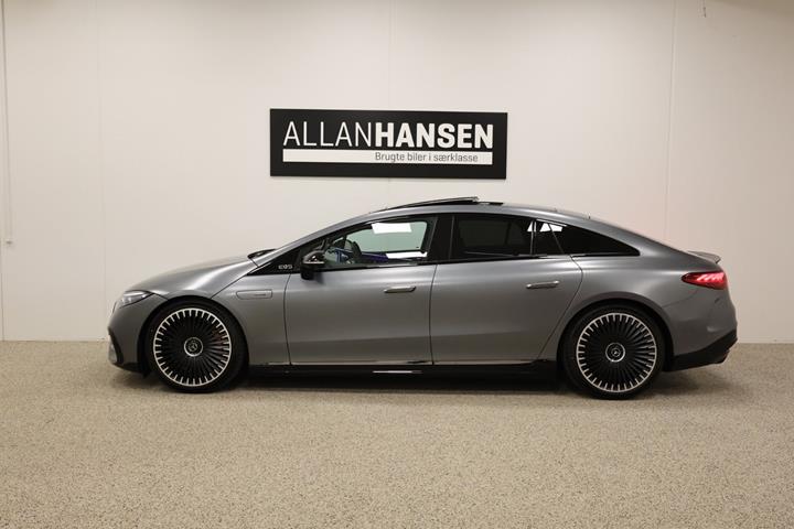 Grå Mercedes EQS53 fra 2023
