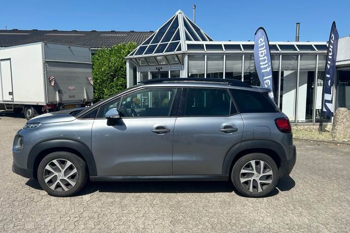 Grå Citroën C3 Aircross fra 2018