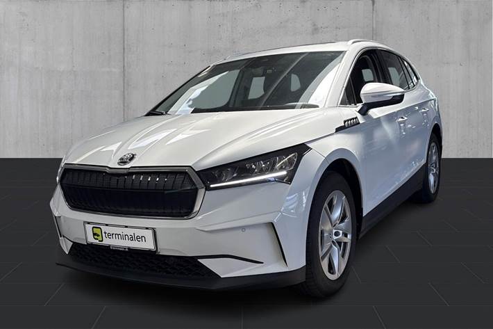 Hvid Skoda Enyaq fra 2022
