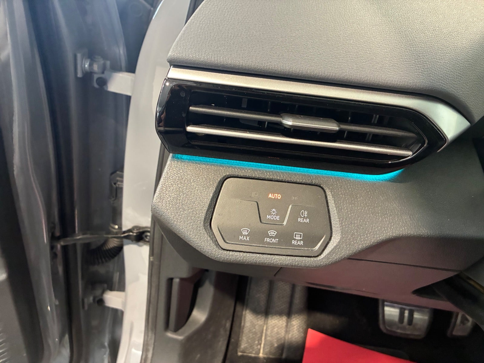 Grå VW ID.4 fra 2022
