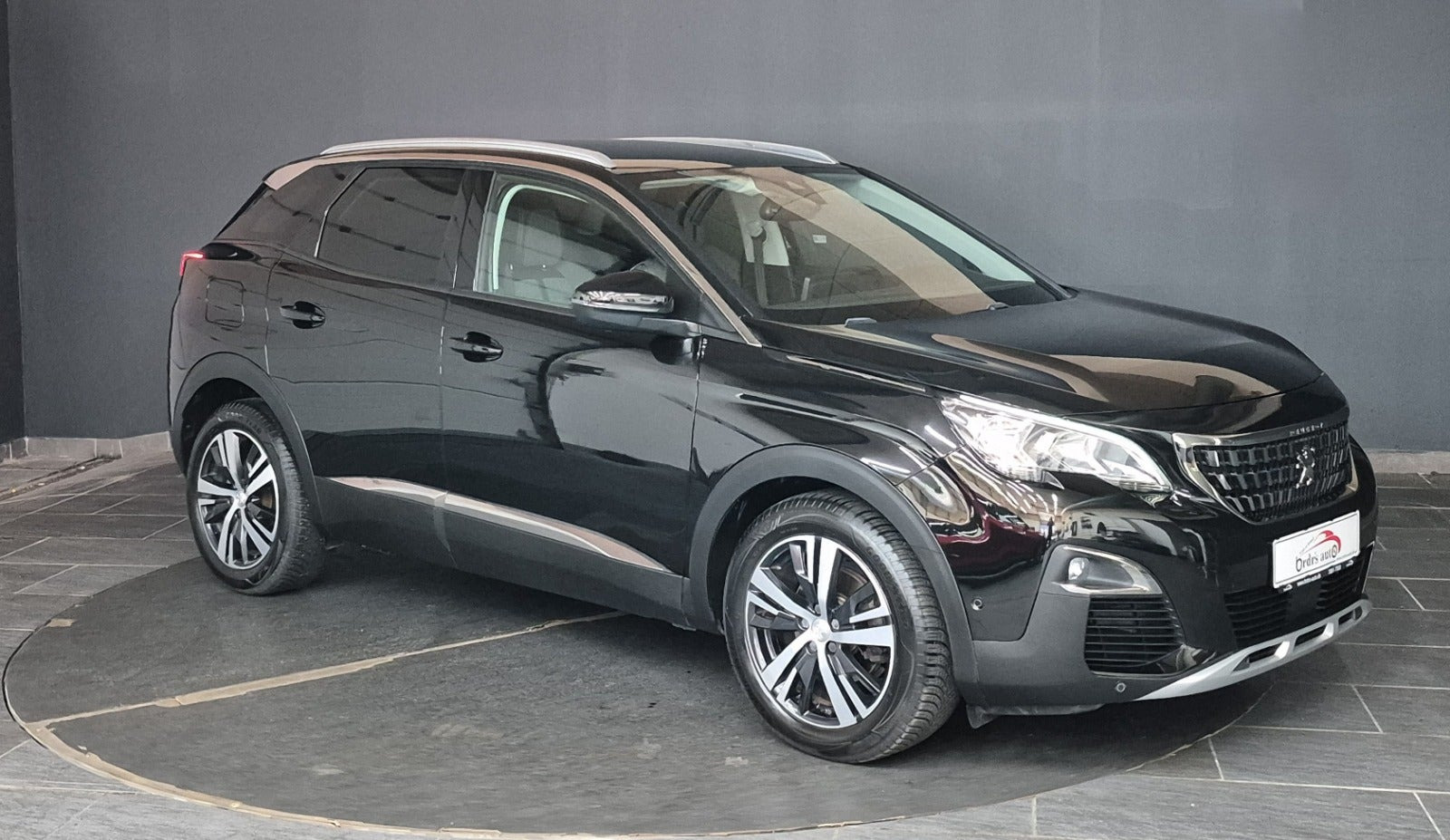 Sort Peugeot 3008 fra 2018