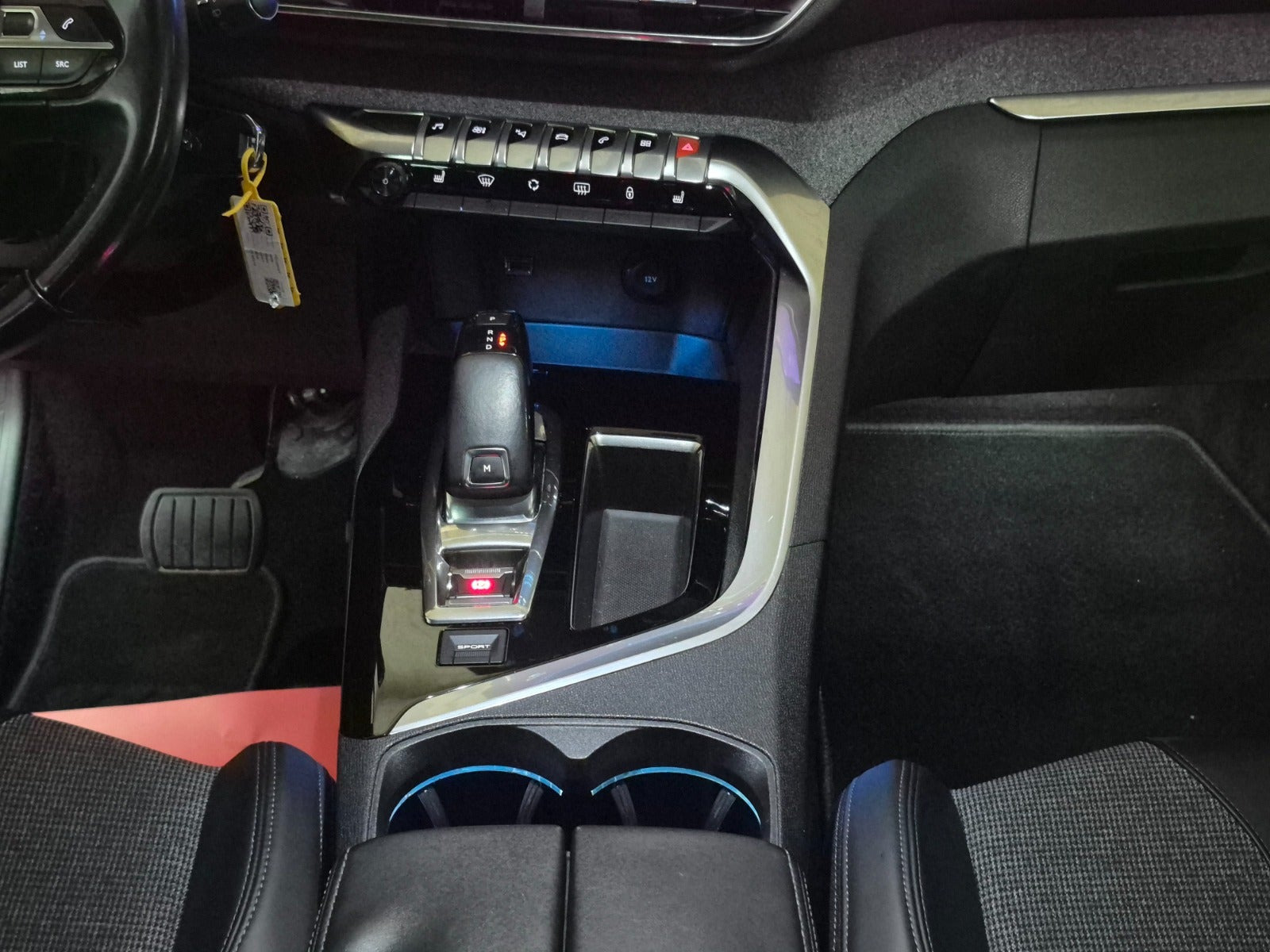 Sort Peugeot 3008 fra 2018