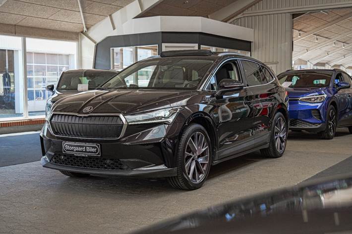 Sort Skoda Enyaq fra 2022