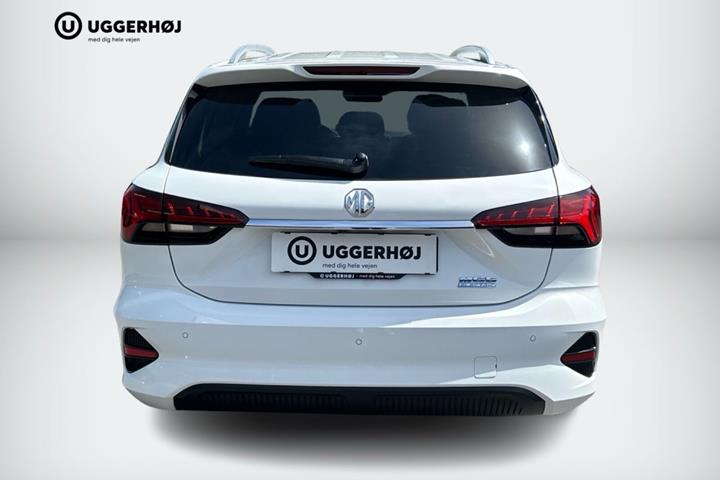 Hvid MG MG5 Electric fra 2025 set udefra