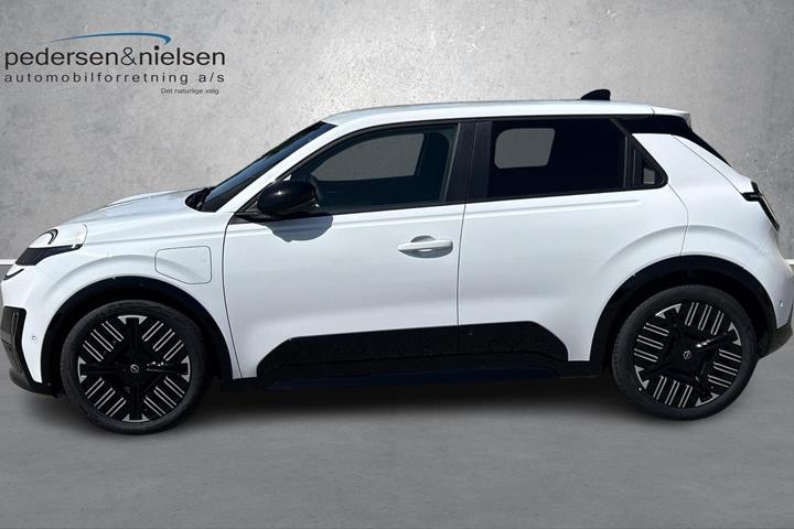 Hvid Nissan Micra fra 2026