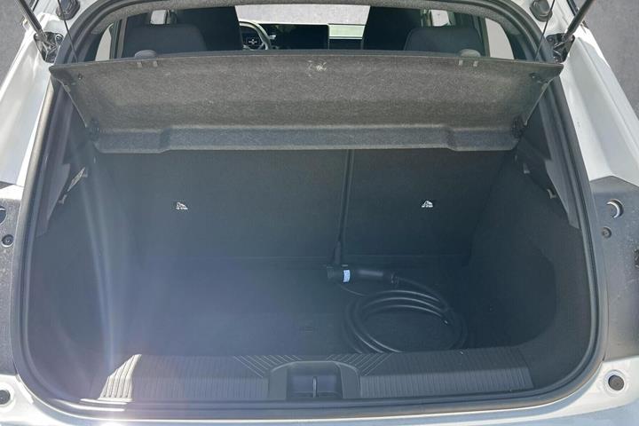 Hvid Nissan Micra fra 2026