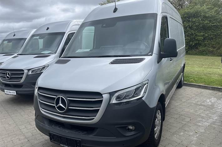 undefined Mercedes Sprinter fra 2020