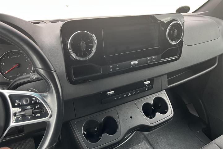 undefined Mercedes Sprinter fra 2020