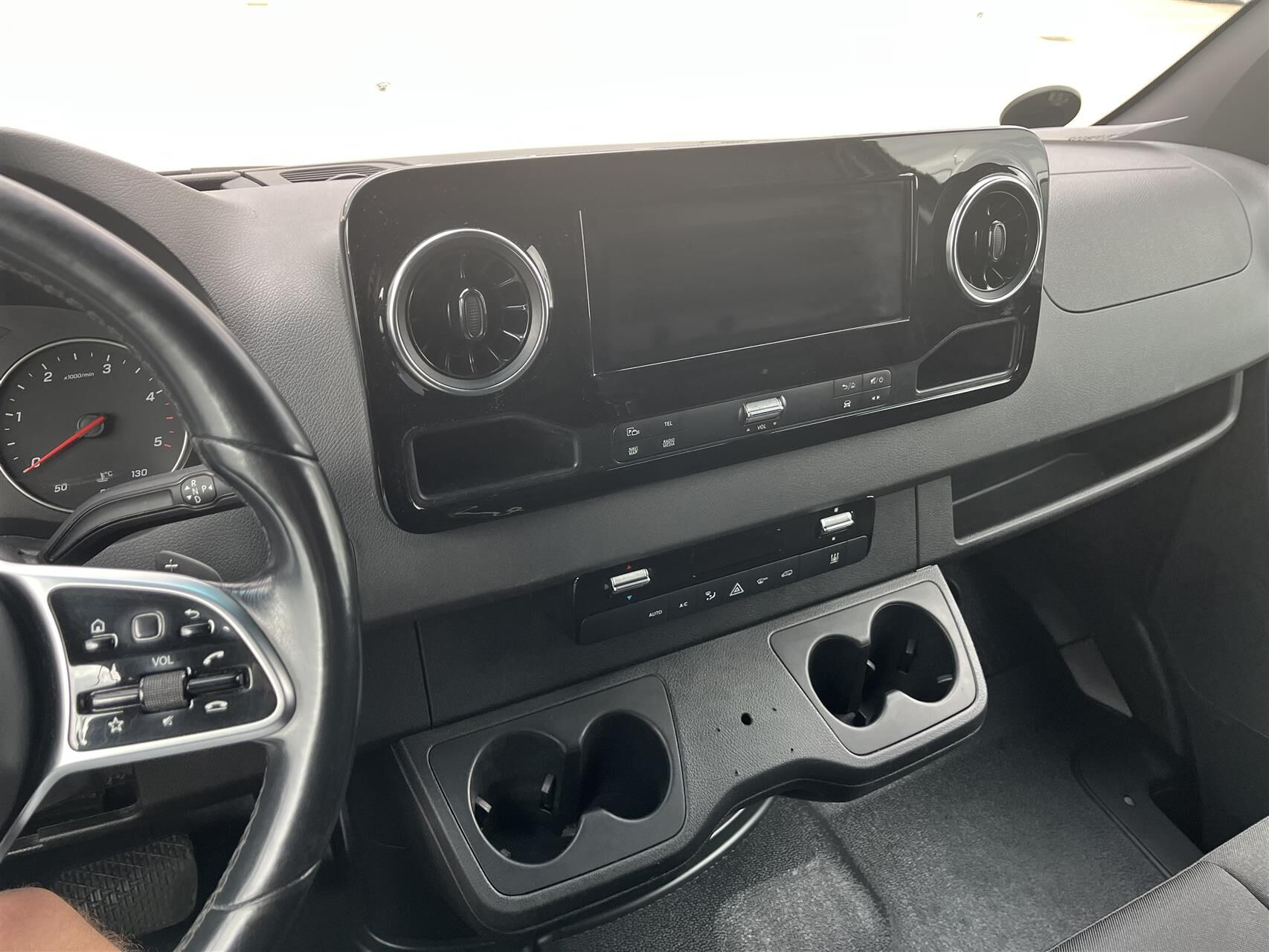 undefined Mercedes Sprinter fra 2020