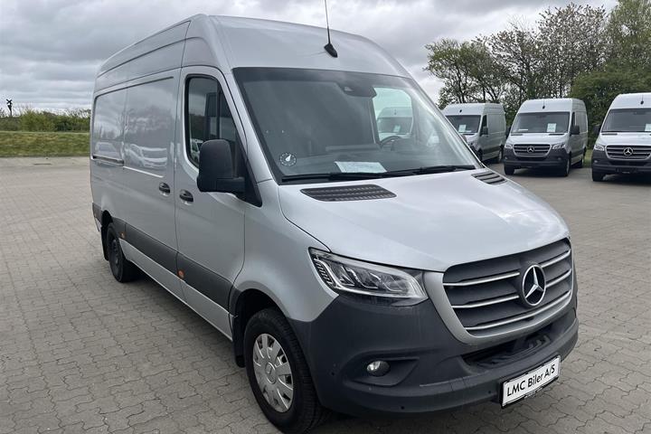 undefined Mercedes Sprinter fra 2021