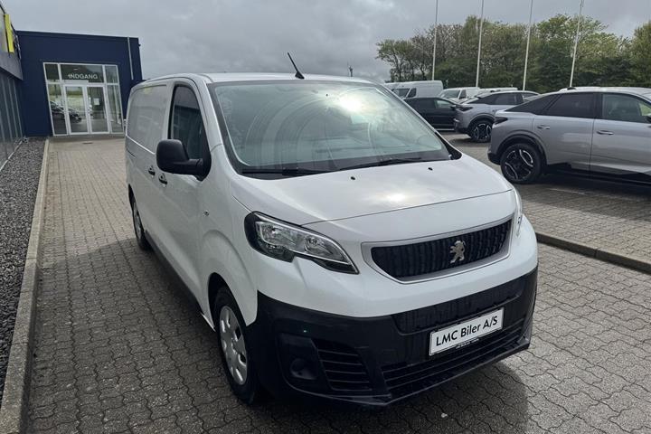 Hvid Peugeot e-Expert fra 2021