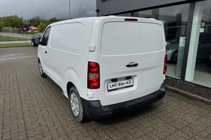 Hvid Peugeot e-Expert fra 2021