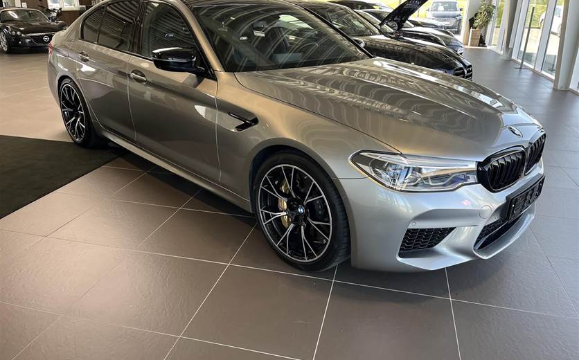 BMW M5 4,4 Competition Steptronic 625HK 8g Aut.