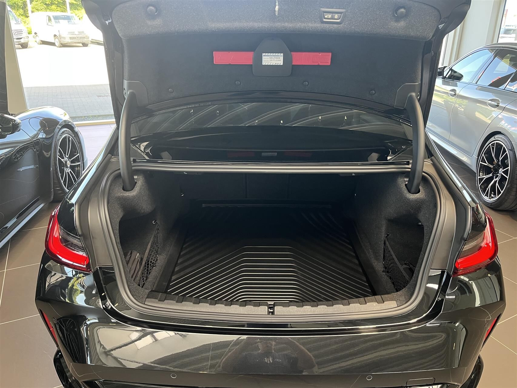 Sort BMW M3 fra 2022