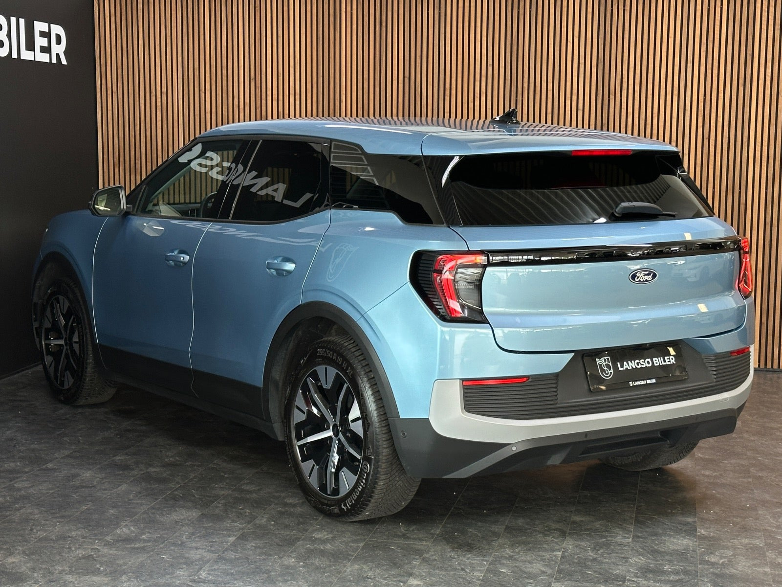 Blå Ford Explorer fra 2025