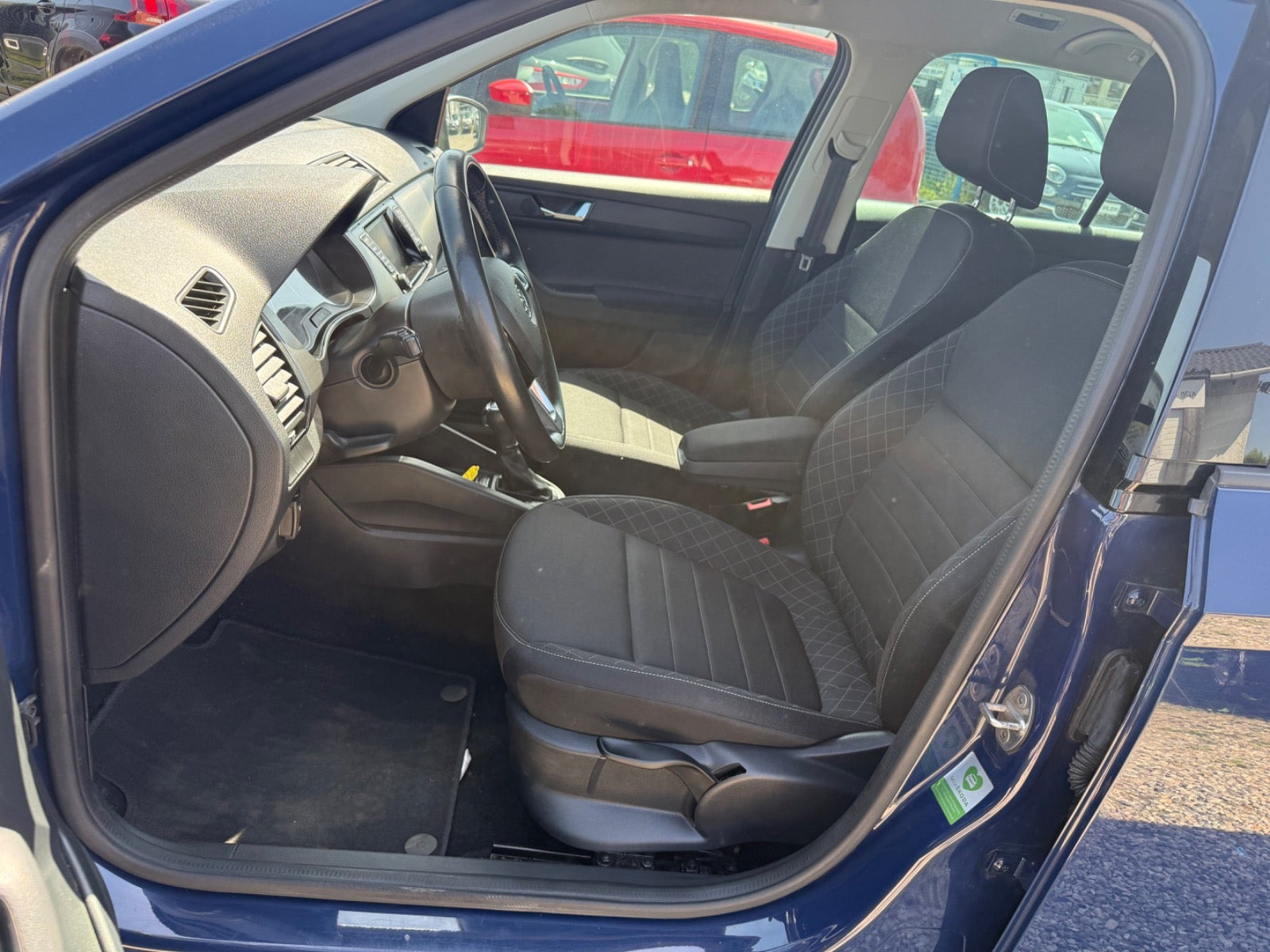Blå Skoda Fabia fra 2017