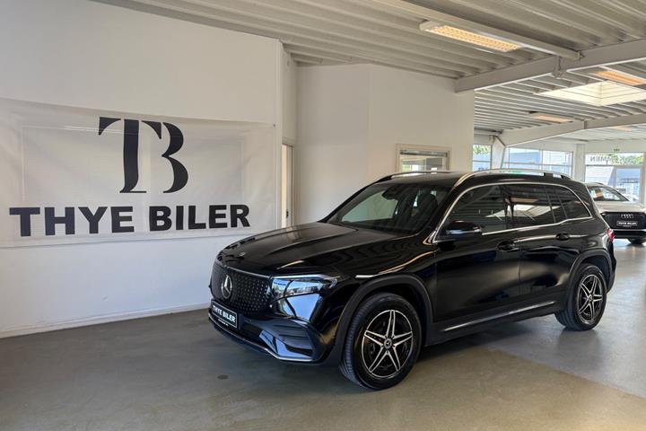 Sort Mercedes EQB250+ fra 2024