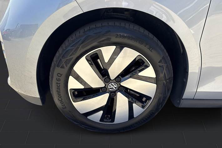 Sølv VW ID.Buzz fra 2023