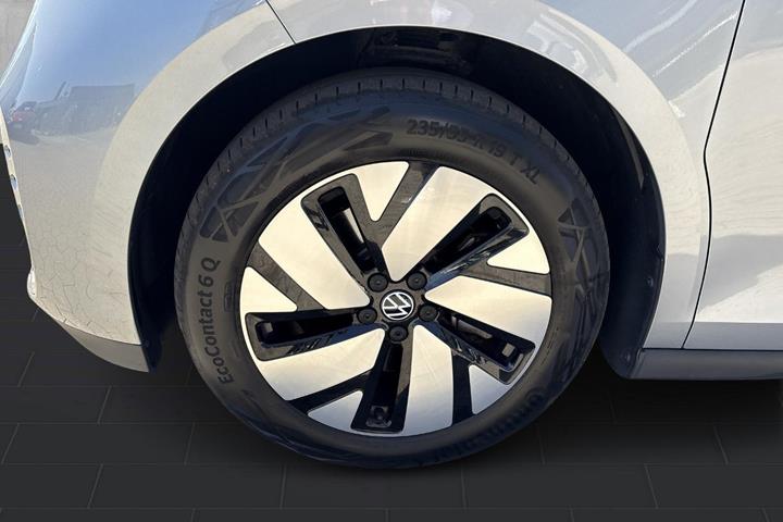 Sølv VW ID.Buzz fra 2023
