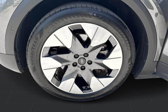Grå Ford Explorer fra 2025