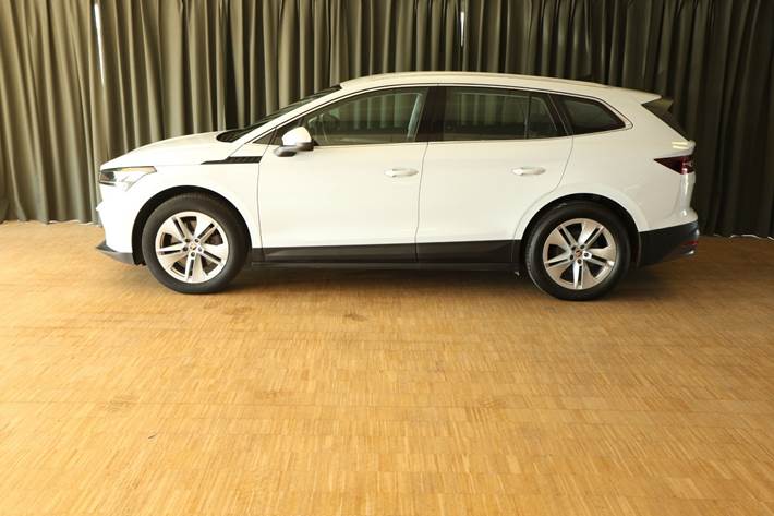 Grøn Skoda Enyaq fra 2023