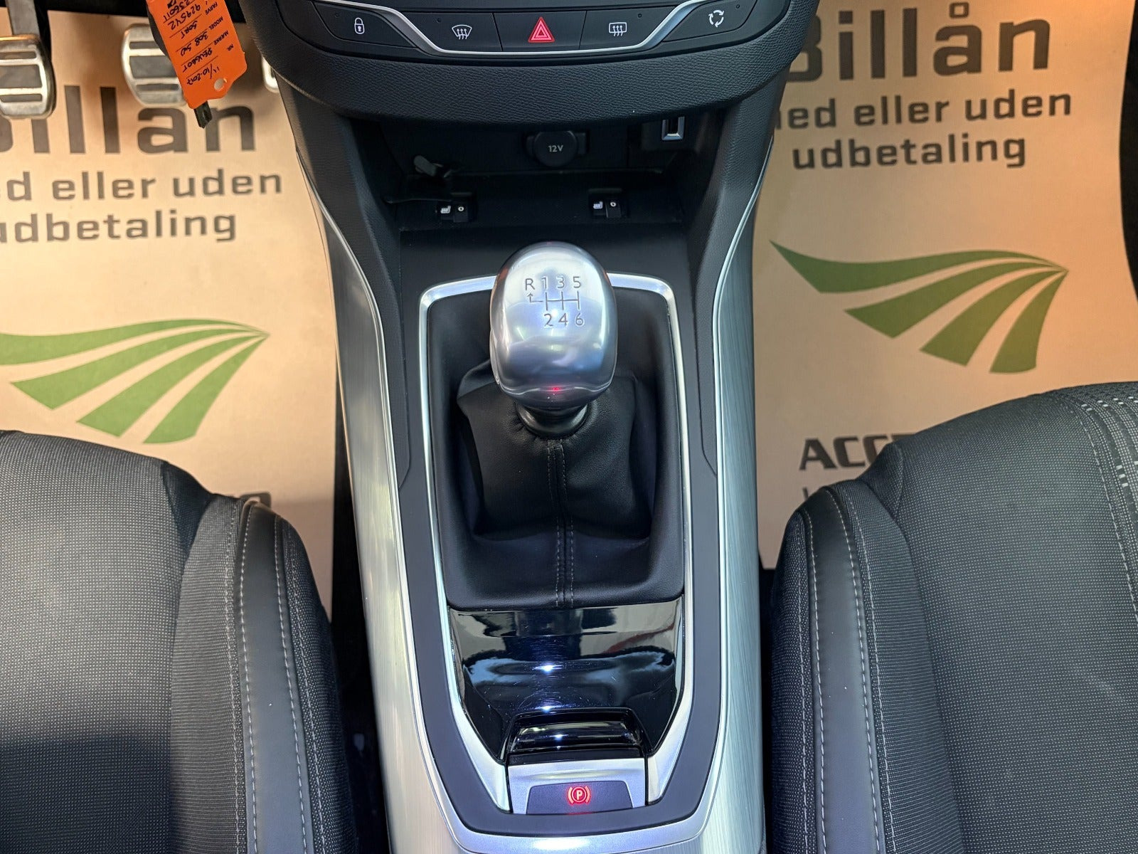 undefined Peugeot 308 fra 2017