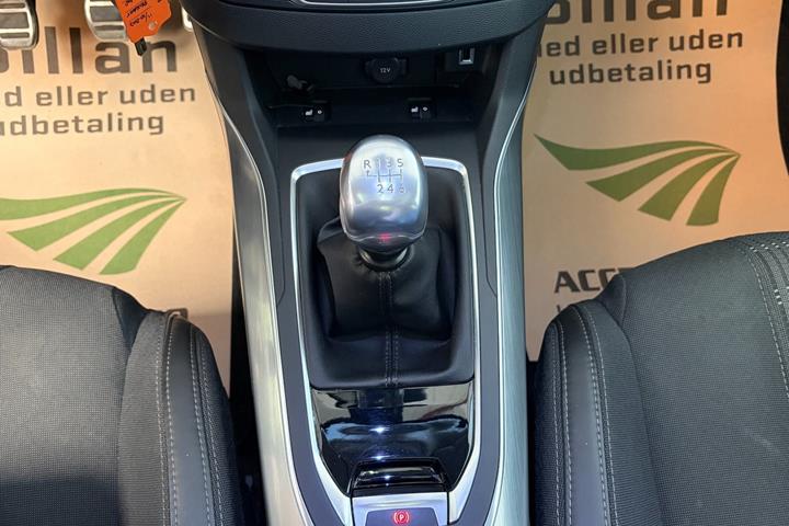 undefined Peugeot 308 fra 2017