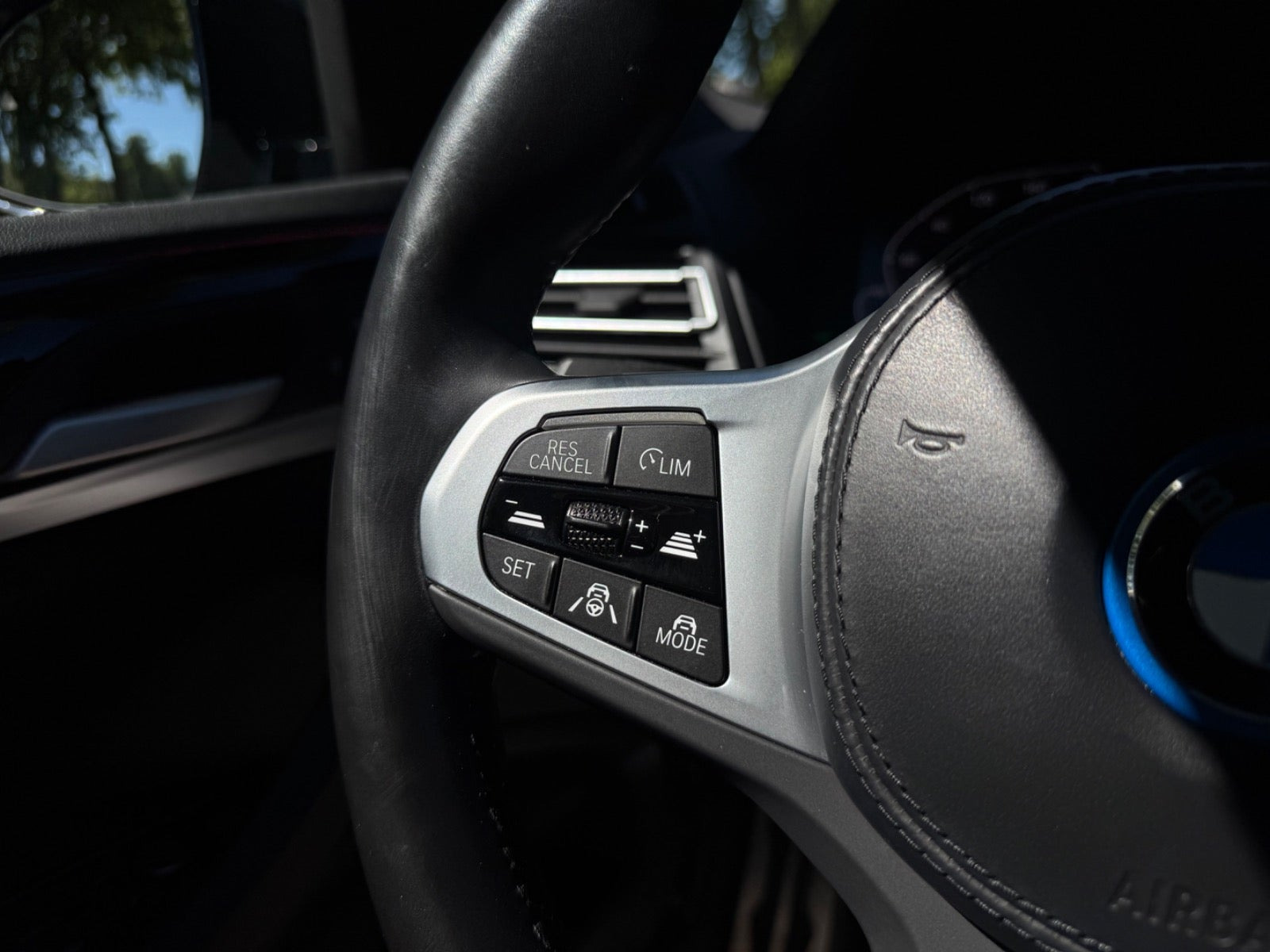 Sort BMW iX3 fra 2025