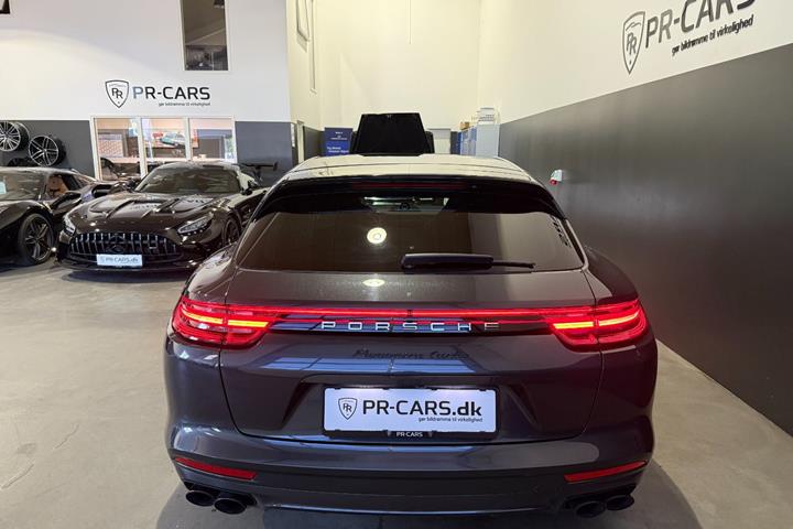 undefined Porsche Panamera Turbo fra 2017