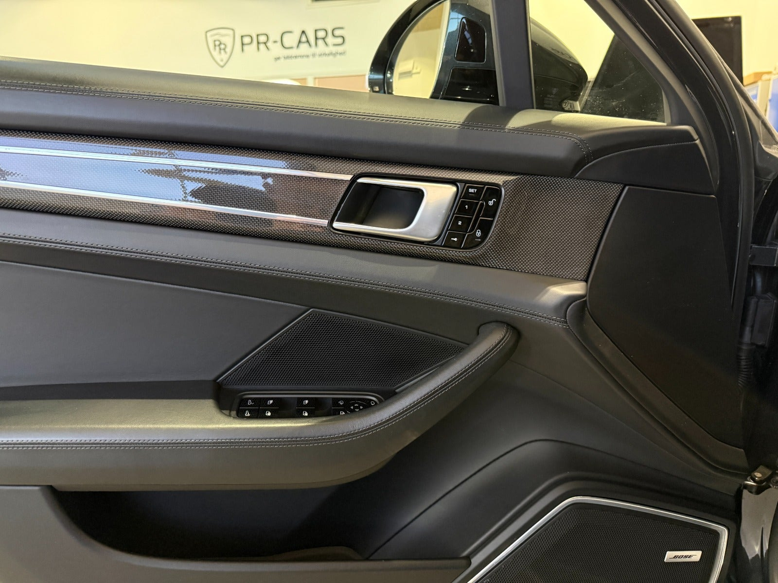 undefined Porsche Panamera Turbo fra 2017
