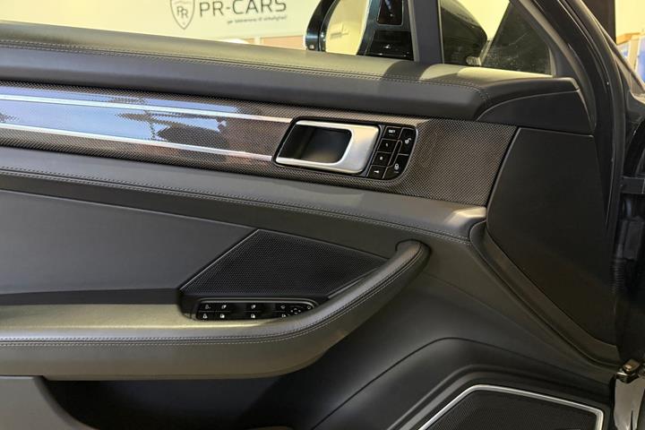 undefined Porsche Panamera Turbo fra 2017