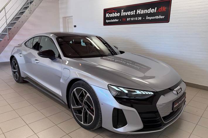 Sølv Audi RS e-tron GT fra 2022