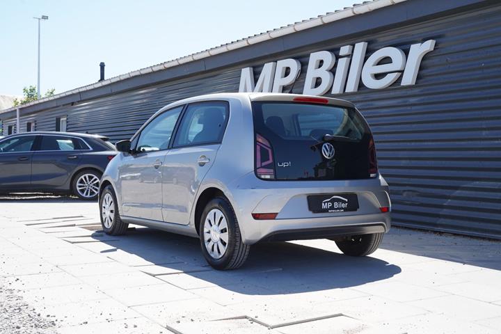 Sølv VW UP! fra 2017
