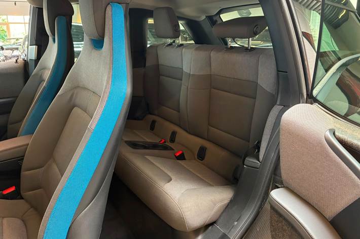 Sort BMW i3s fra 2019