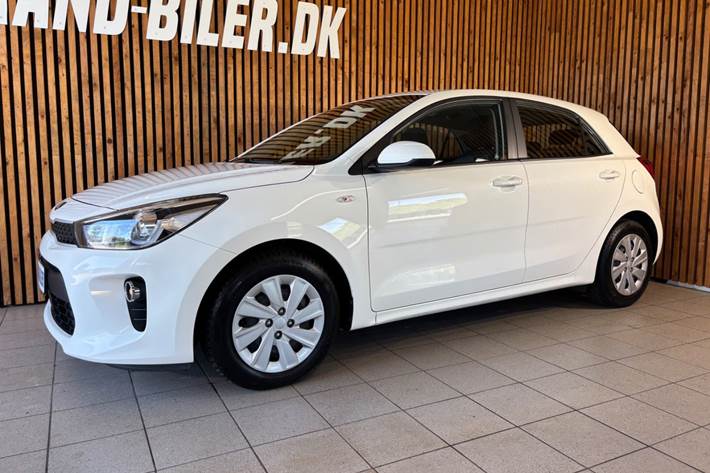 Hvid Kia Rio fra 2017