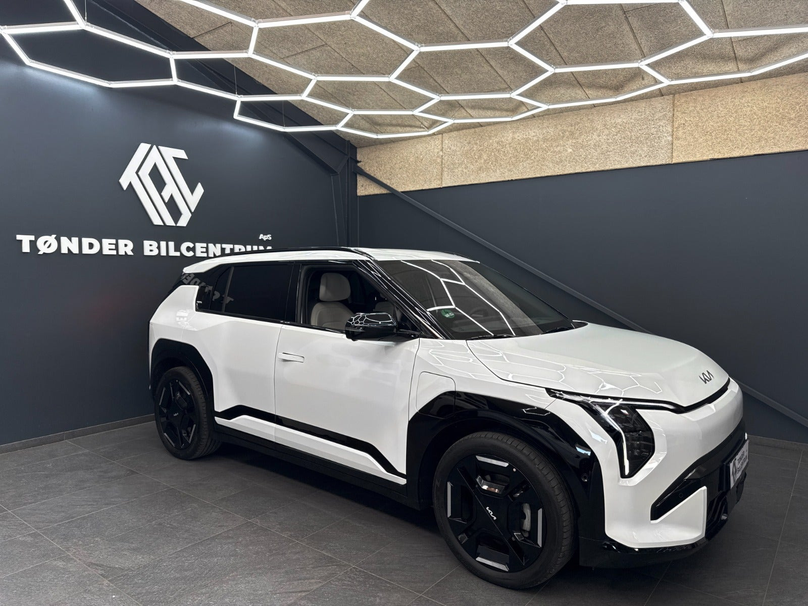 Hvid Kia EV3 fra 2025