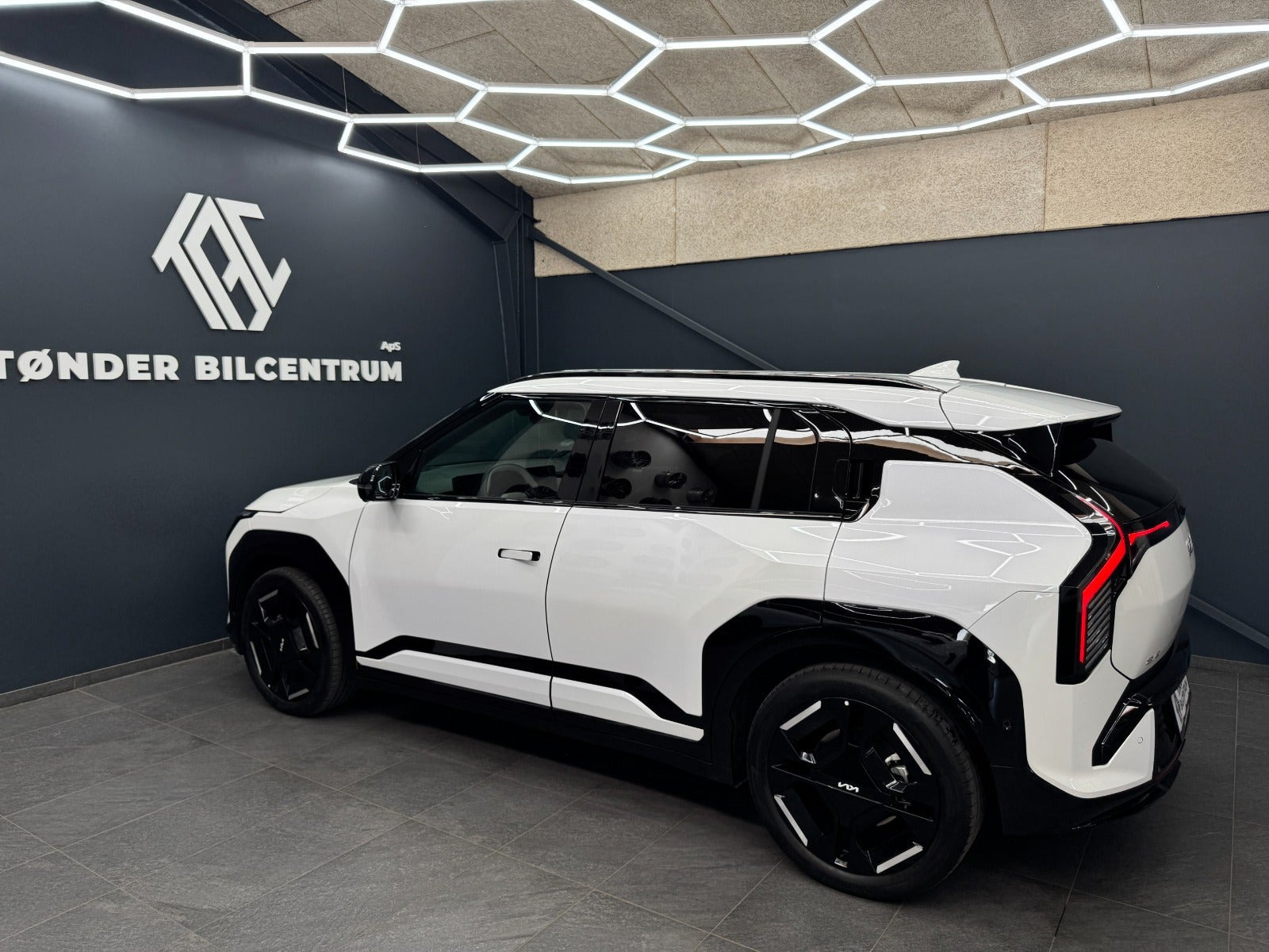 Hvid Kia EV3 fra 2025