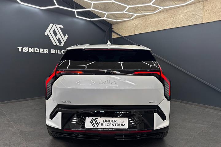 Hvid Kia EV3 fra 2025
