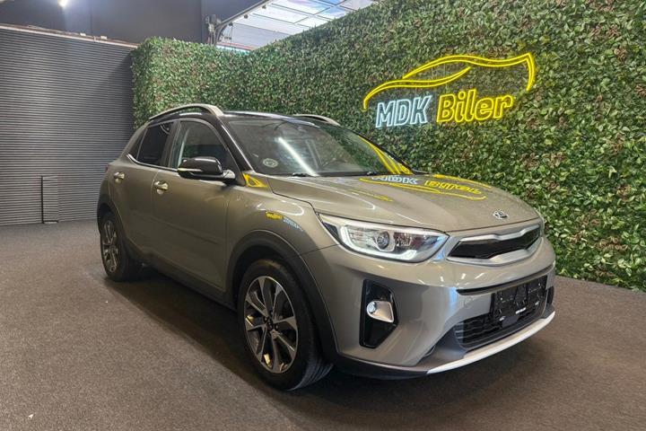 undefined Kia Stonic fra 2019 set udefra