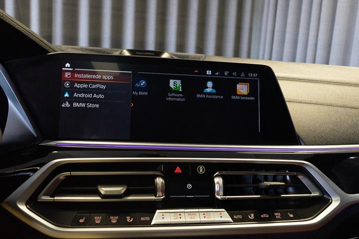 Sort BMW X7 fra 2019