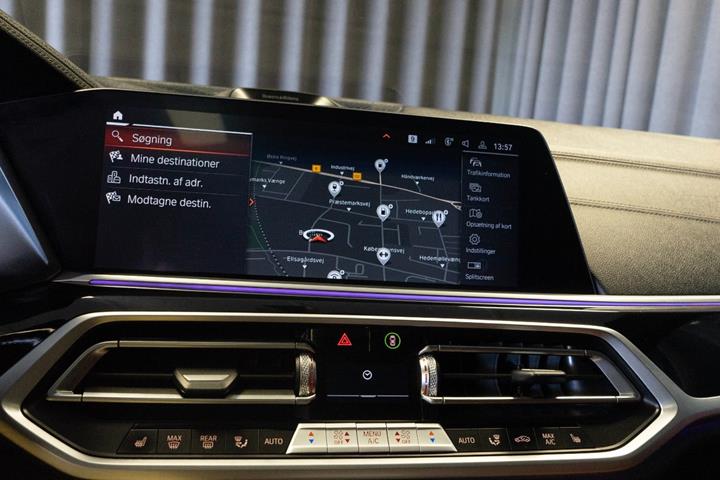 Sort BMW X7 fra 2019