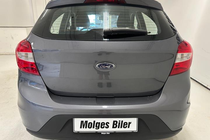 Grå Ford Ka+ fra 2016
