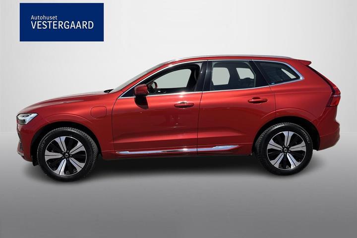 Rød Volvo XC60 fra 2023