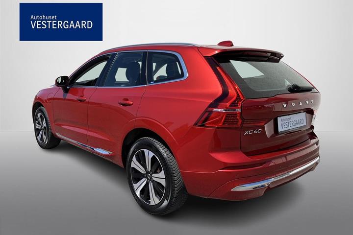Rød Volvo XC60 fra 2023