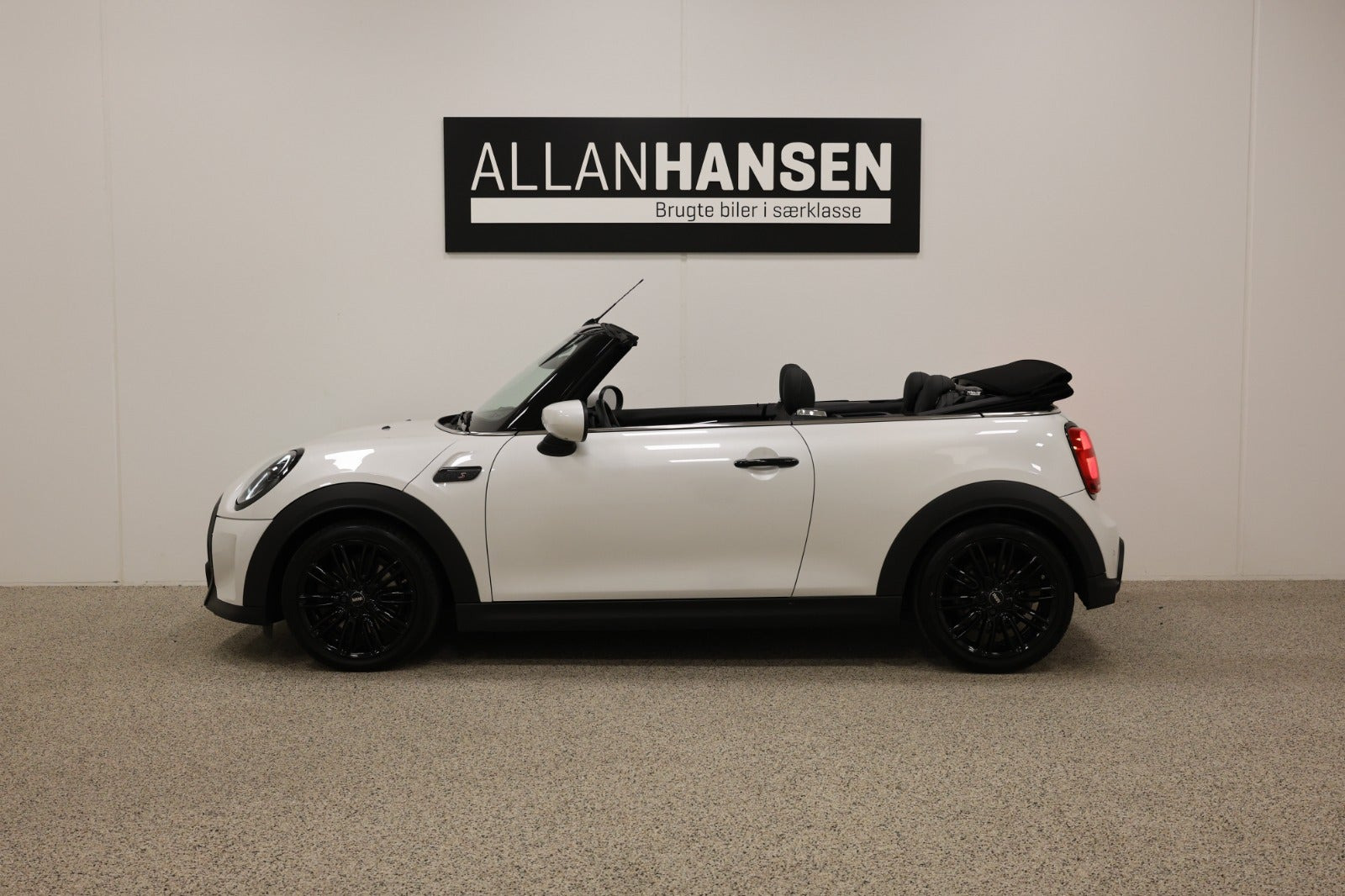 Hvid Mini Cooper S fra 2023