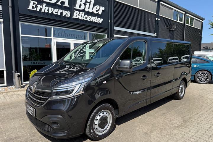 Sort Renault Trafic T29 fra 2021