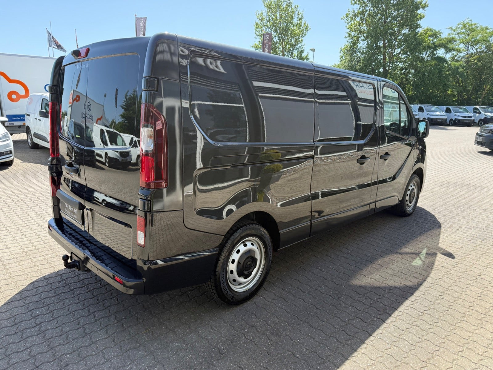 Sort Renault Trafic T29 fra 2021