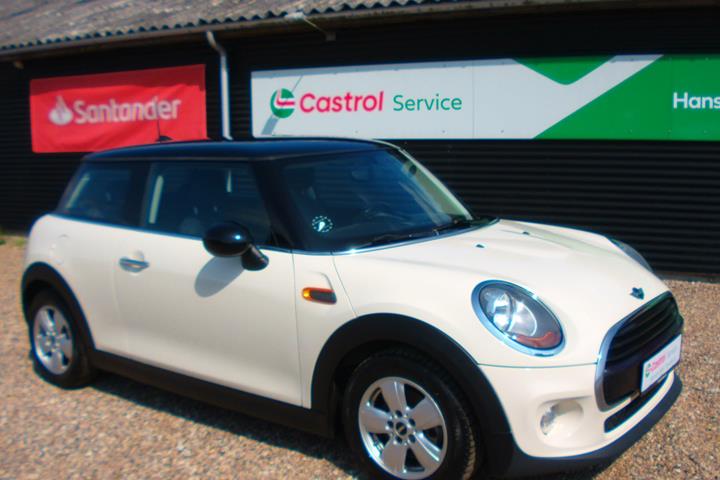Hvid Mini Cooper fra 2016