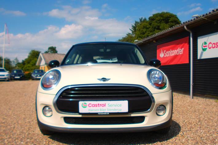 Hvid Mini Cooper fra 2016